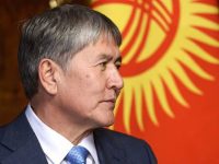 Спор об узурпации: почему поссорились президент Киргизии и его соратники
